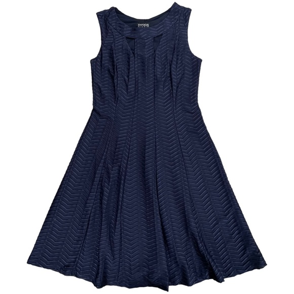 Enfocus Studio size 10 navy blue sleeveless mini dress with cutouts around chest - Picture 1 of 9